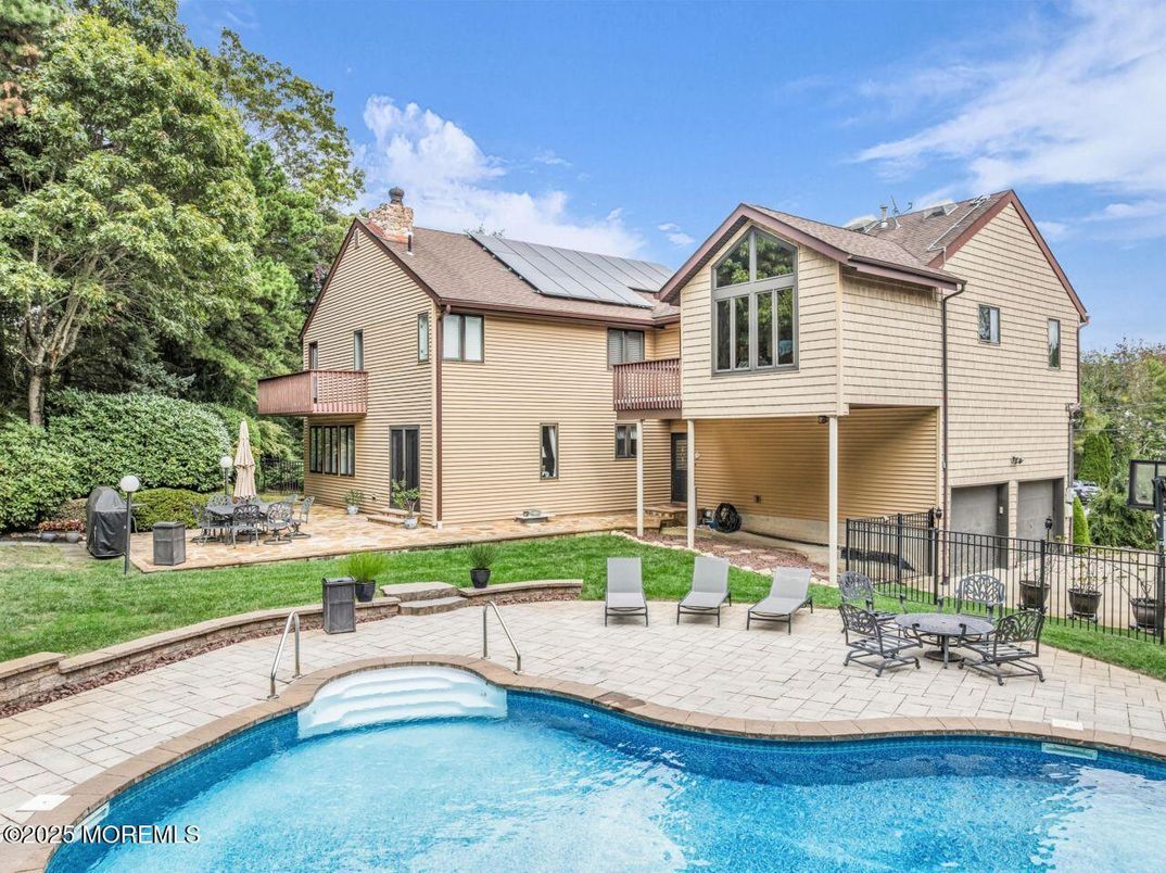 Exterior, Pool, Solar Panels