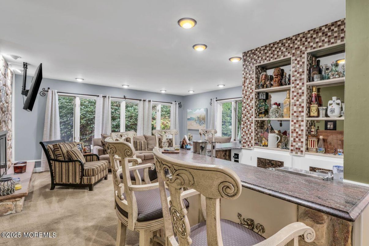 Dining room, Interior, Living room, Recessed Lighting