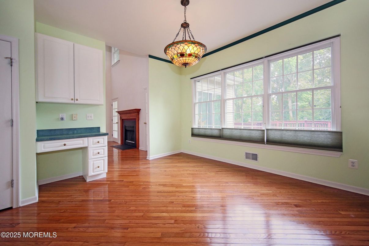 Fireplace, Interior, Pendant Lights, Wood Texture Flooring