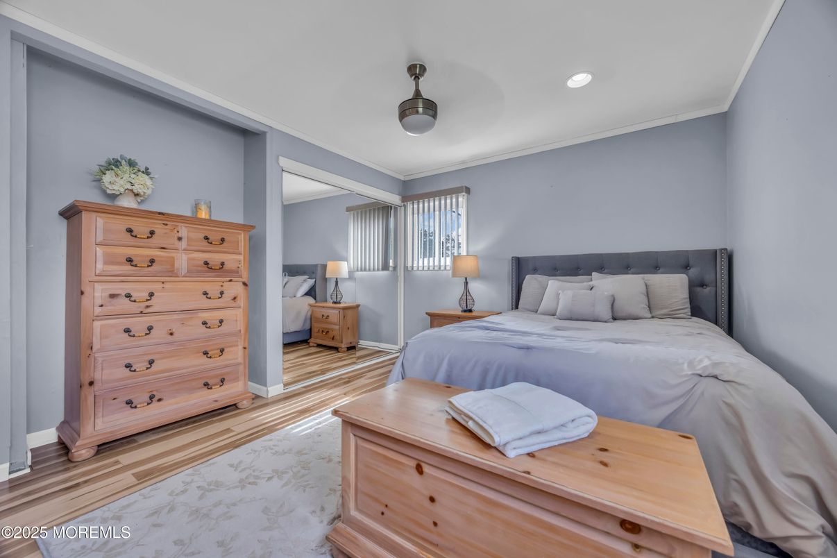 Bedroom, Interior, Recessed Lighting, Wood Texture Flooring