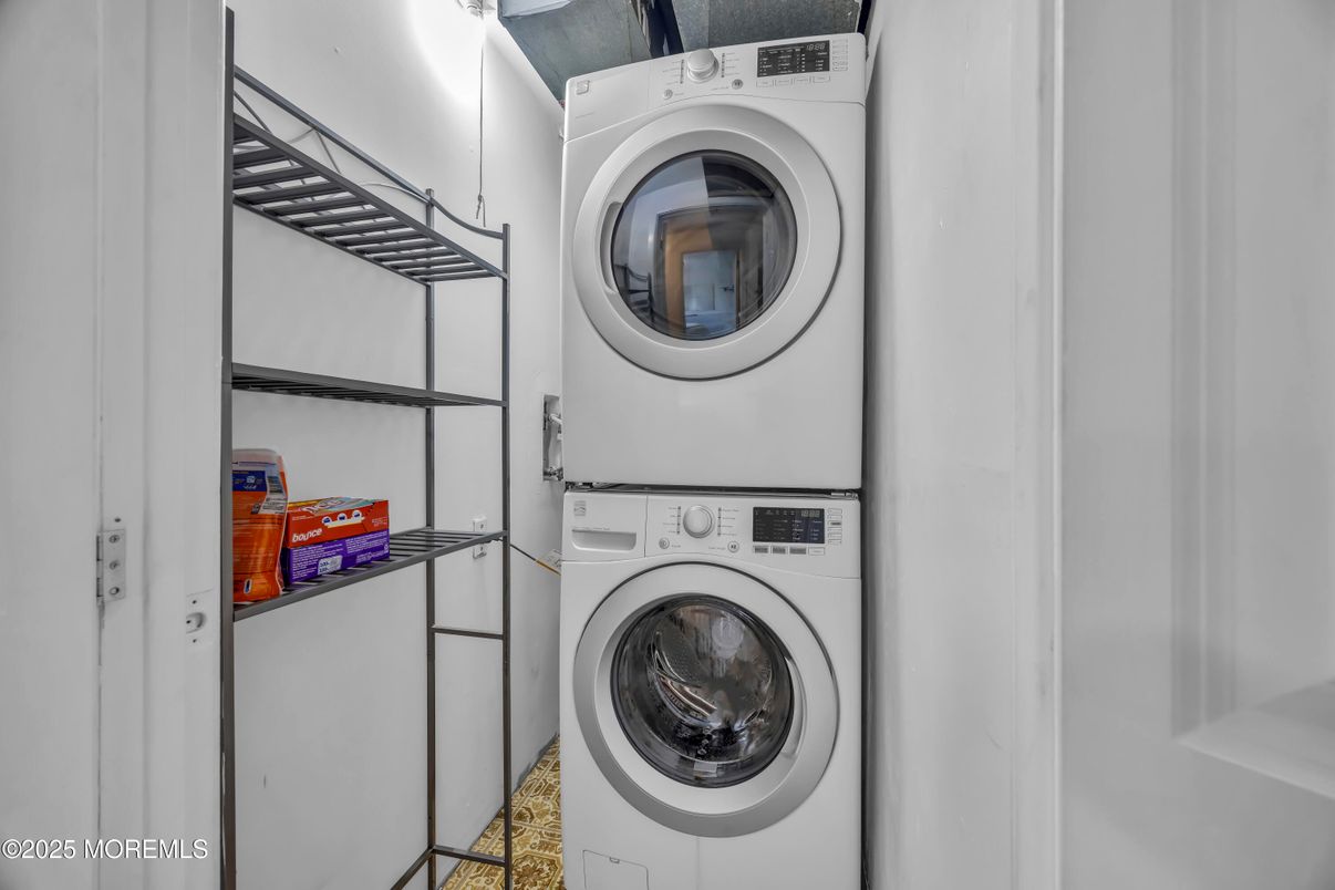 Interior, Utility Closets, Washer