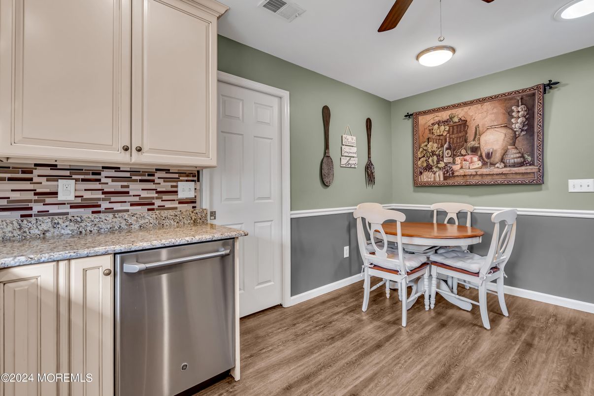 Dining room, Interior, Recessed Lighting, Wood Texture Flooring