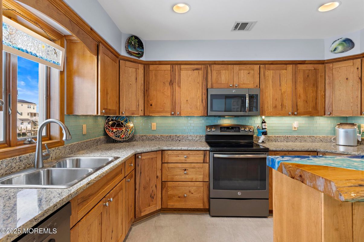 Interior, Kitchen, Recessed Lighting