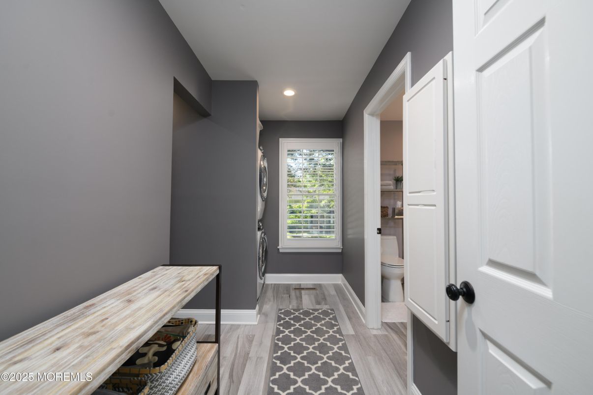 Bathroom, Interior, Recessed Lighting, Wood Texture Flooring