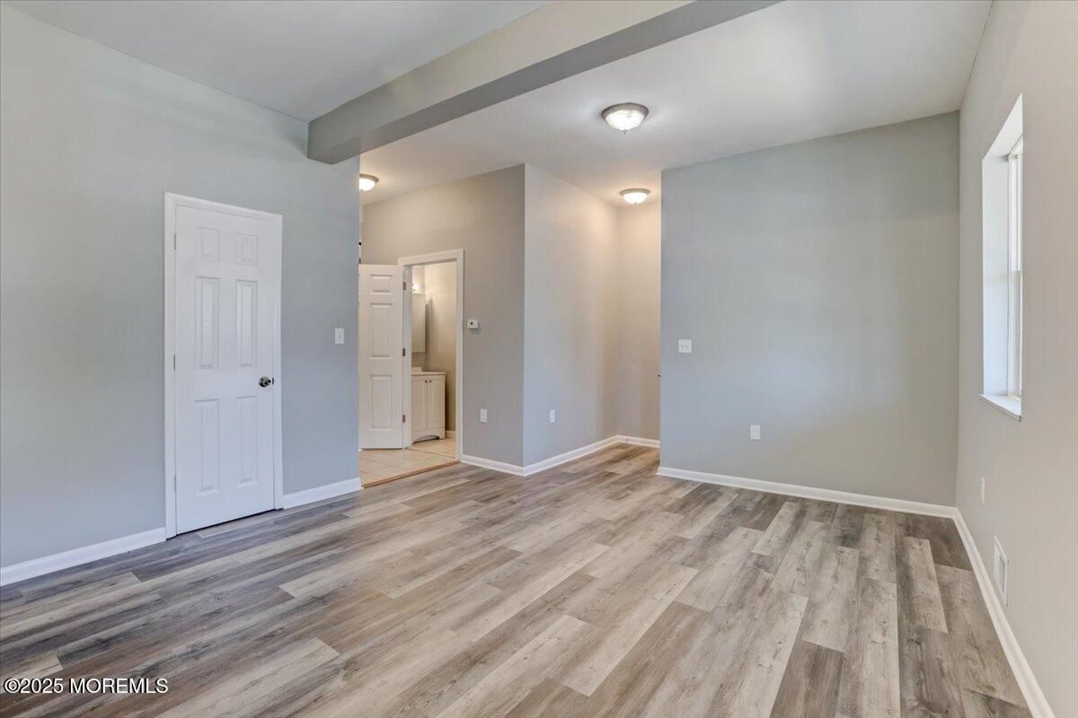 Empty room, Interior, Wooden Beams, Wood Texture Flooring
