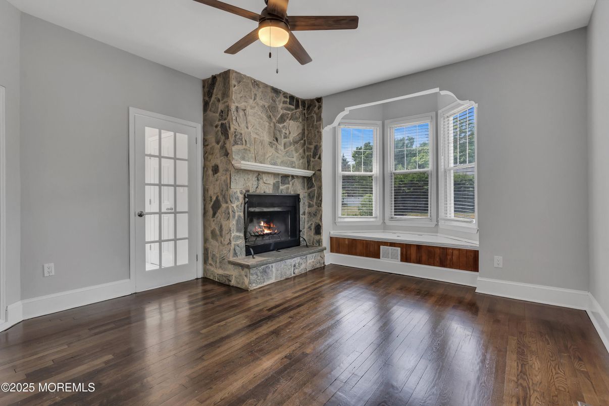 Empty room, Fireplace, Interior, Wood Texture Flooring