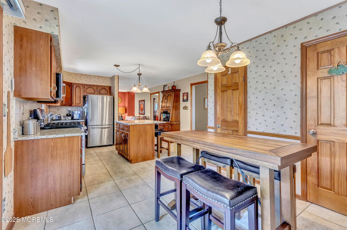 Interior, Kitchen, Pendant Lights, Stainless Steel Appliances