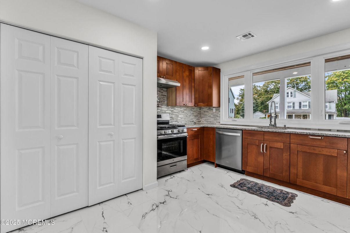 Interior, Kitchen, Marble, Recessed Lighting, Stainless Steel Appliances