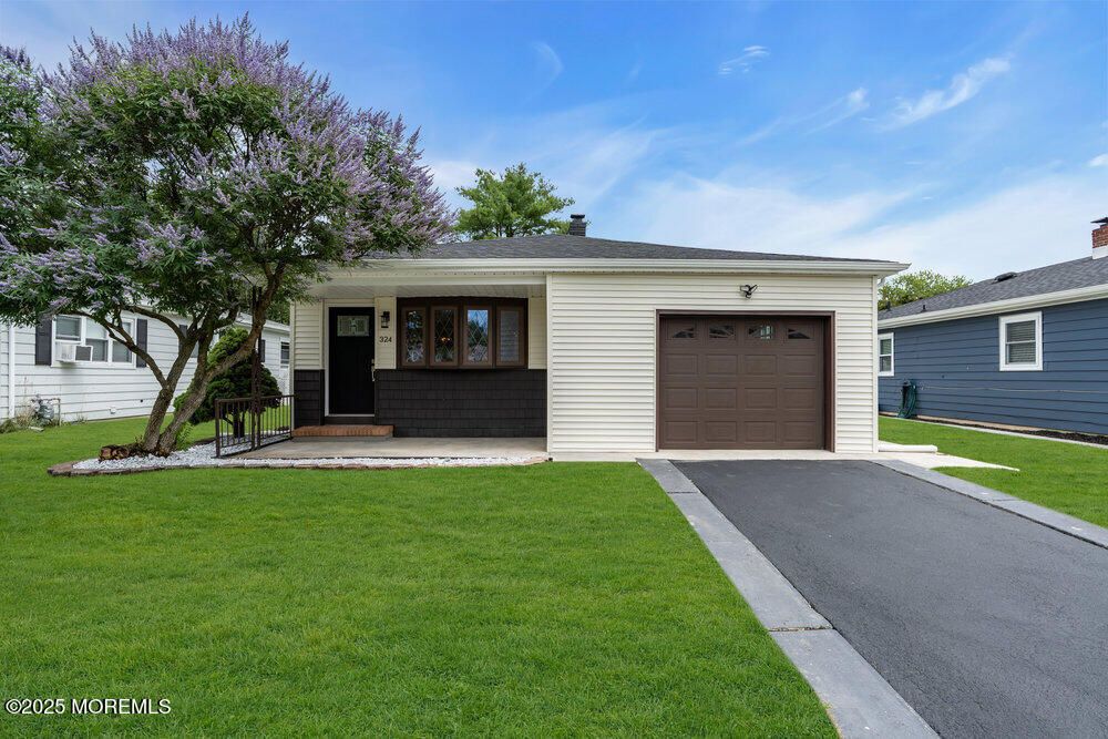 Attached, Backyard, Exterior, Facade, Ranch