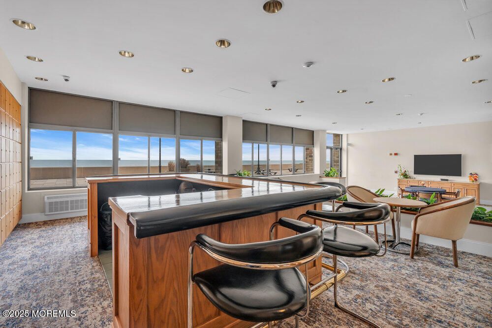 Interior, Recessed Lighting, Water