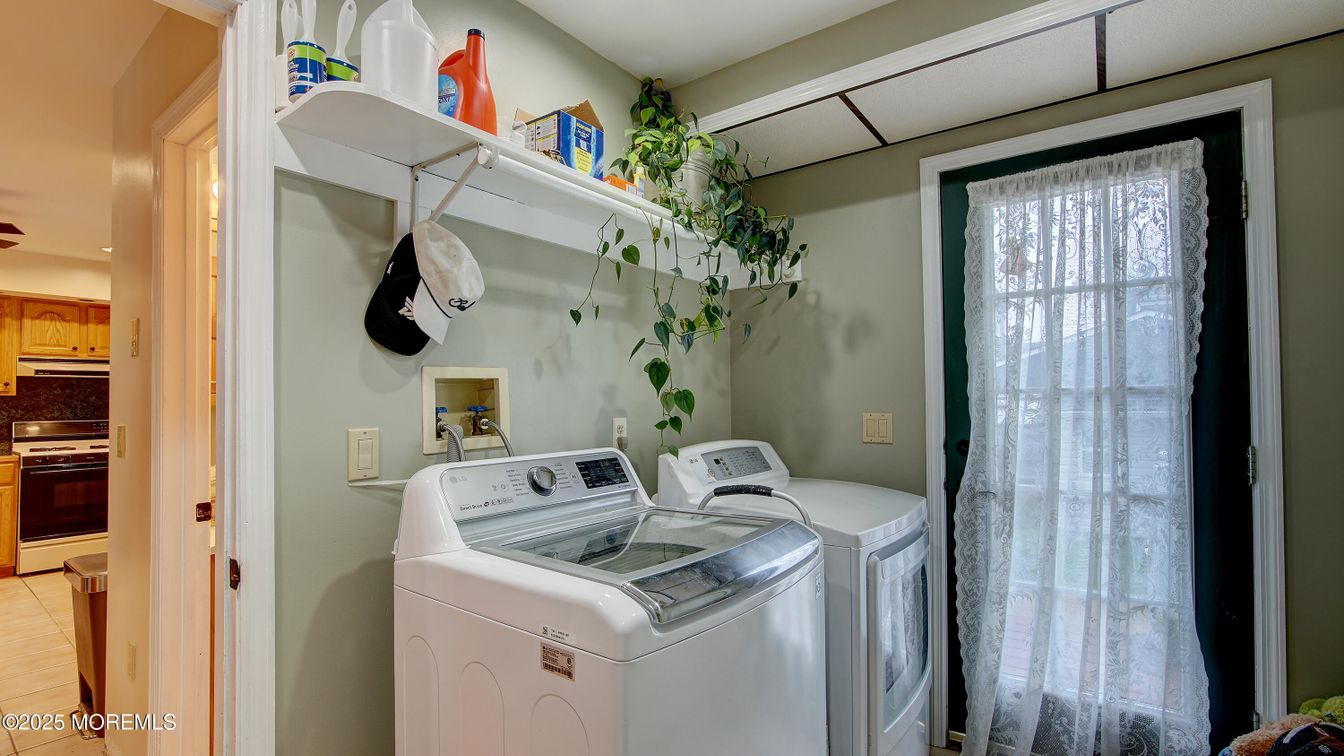 Interior, Washer