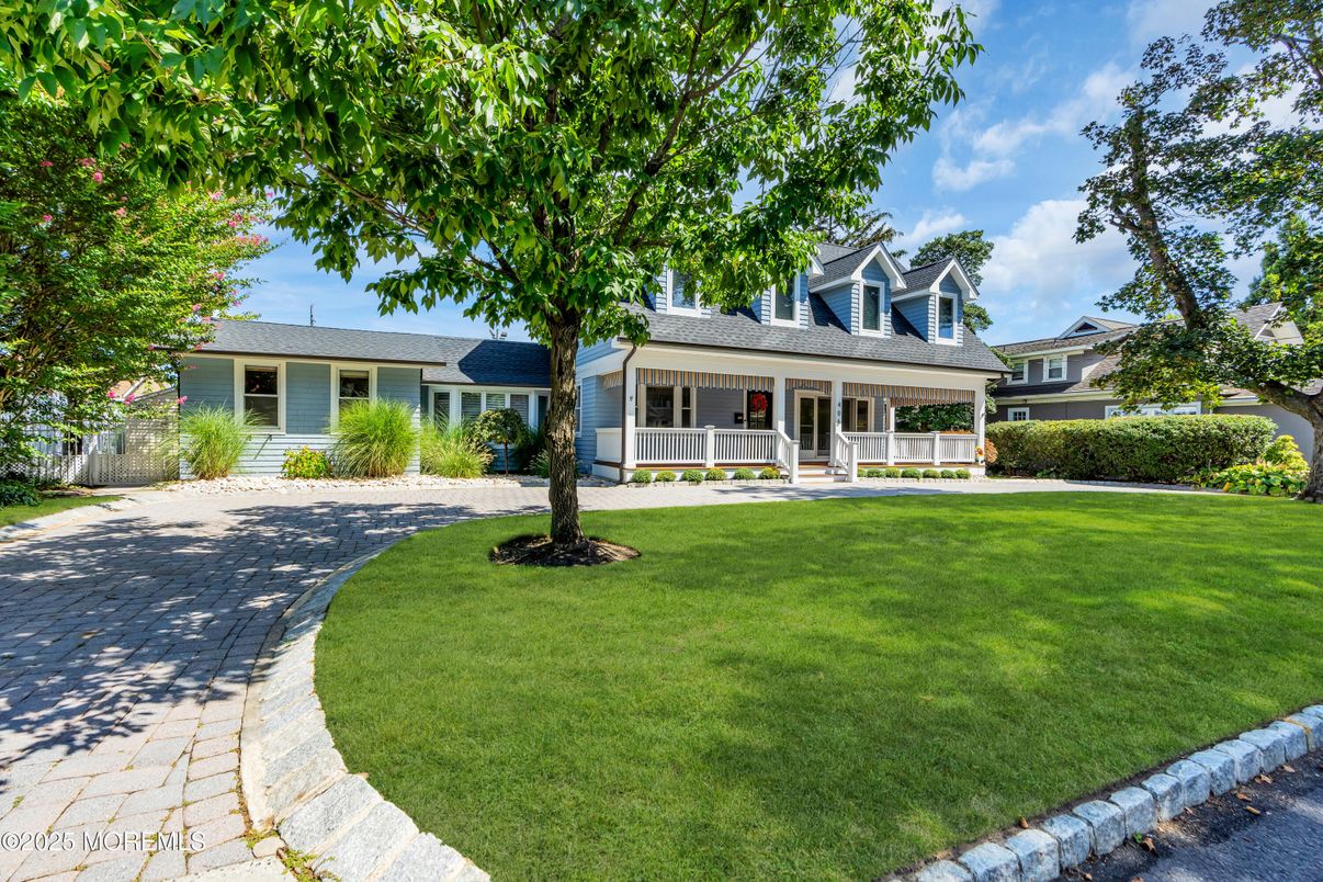 Backyard, Exterior, Facade, Cape Cod