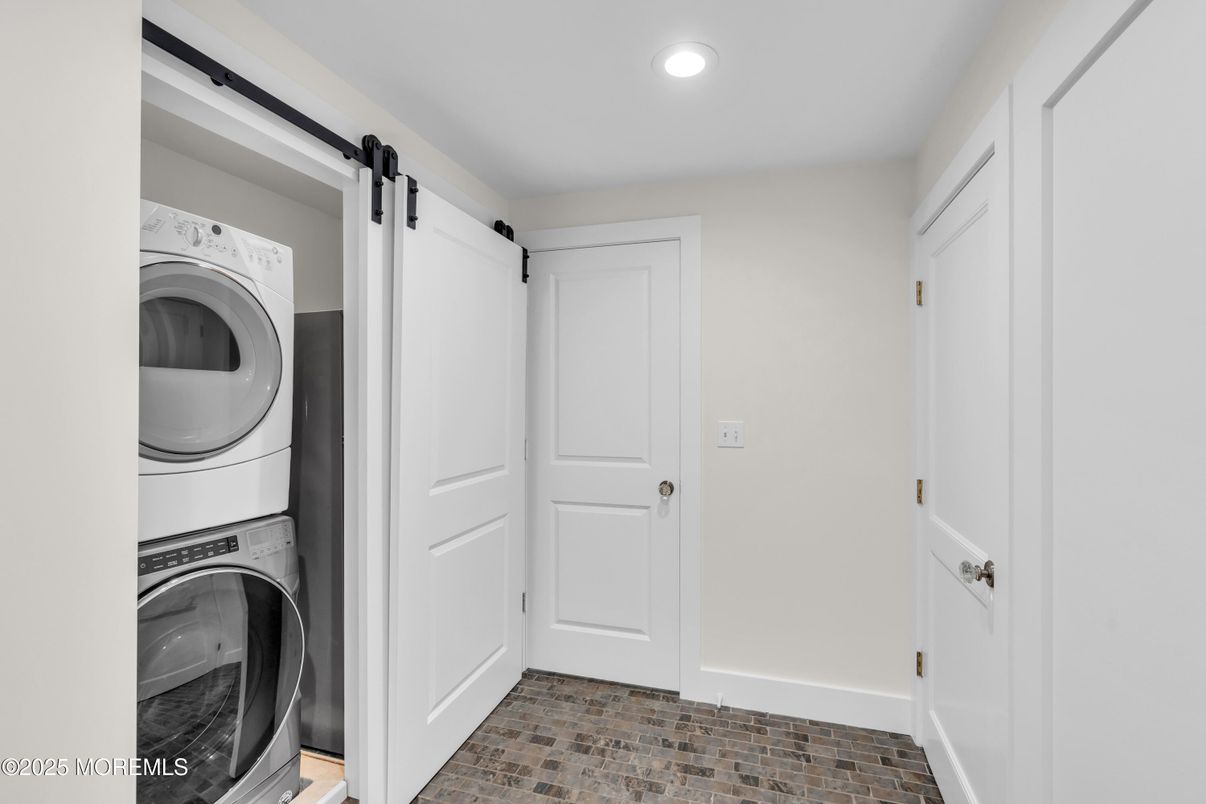 Interior, Recessed Lighting, Utility Closets, Washer
