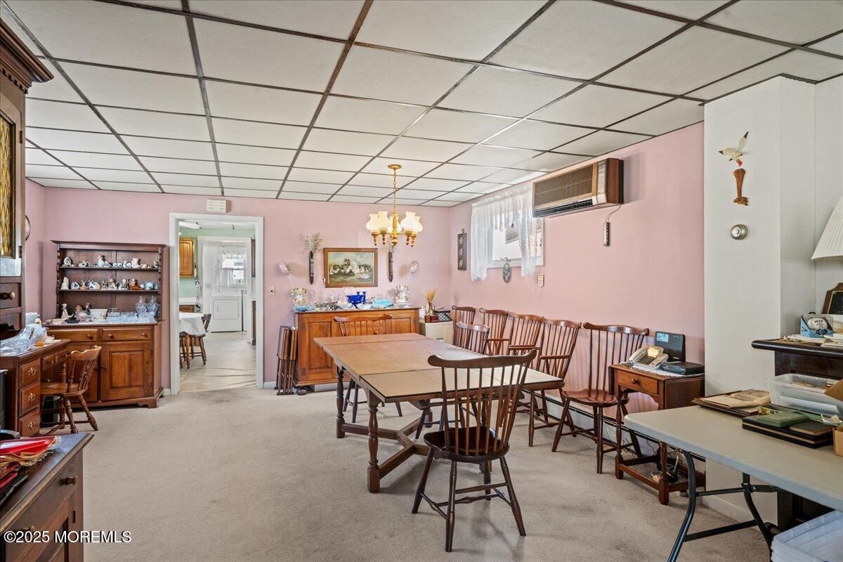 Chandelier, Dining room, Interior