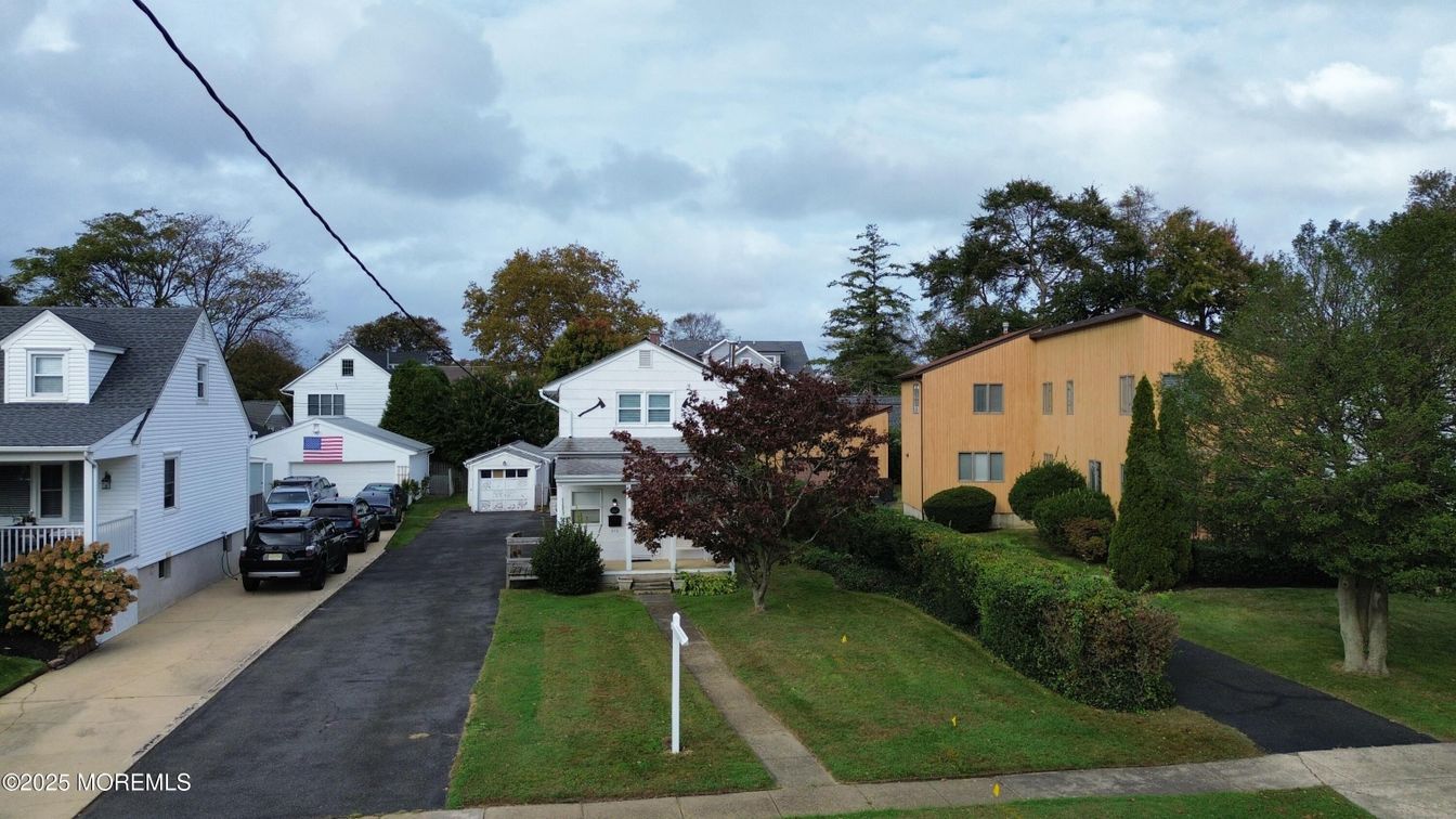 Detached Garage, Exterior, Facade, None