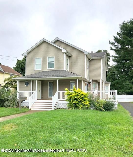 Exterior, Facade, American Craftsman