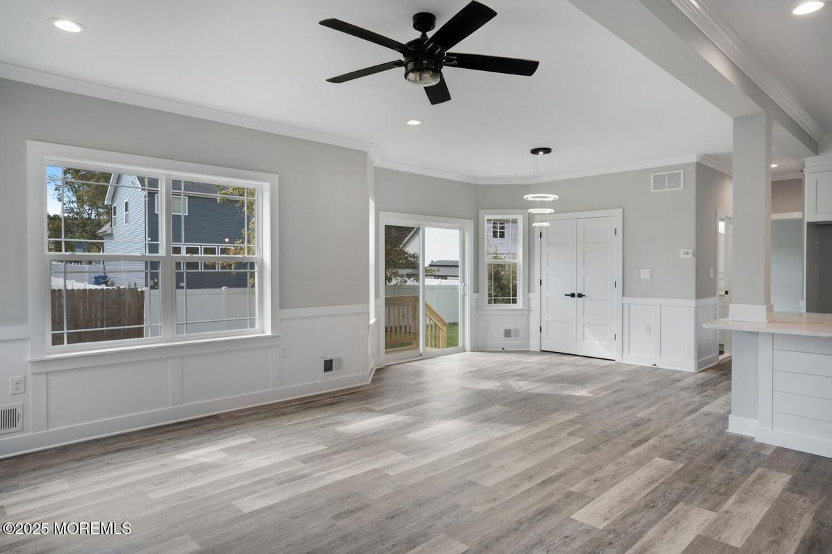 Empty room, Interior, Pendant Lights, Recessed Lighting, Wood Texture Flooring