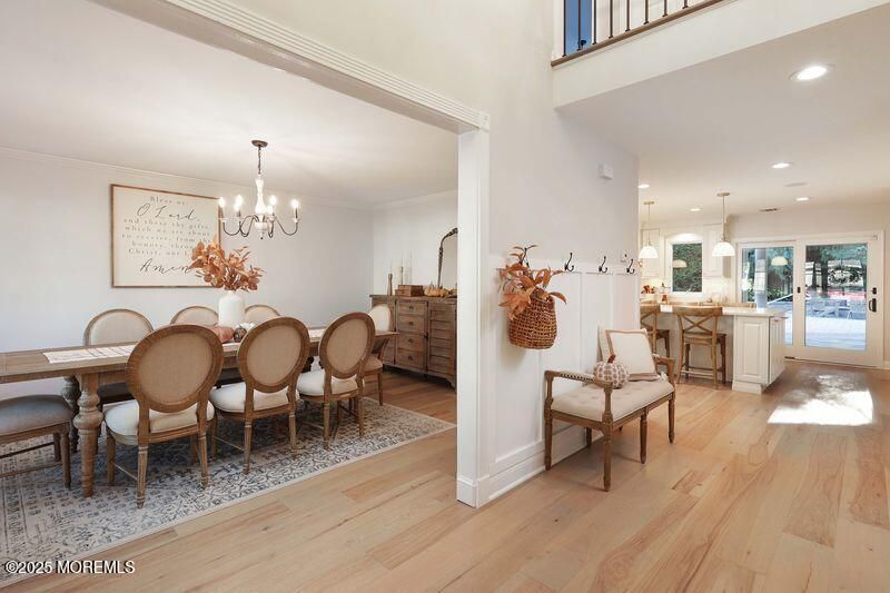 Chandelier, Dining room, Interior, Pendant Lights, Recessed Lighting, Wood Texture Flooring