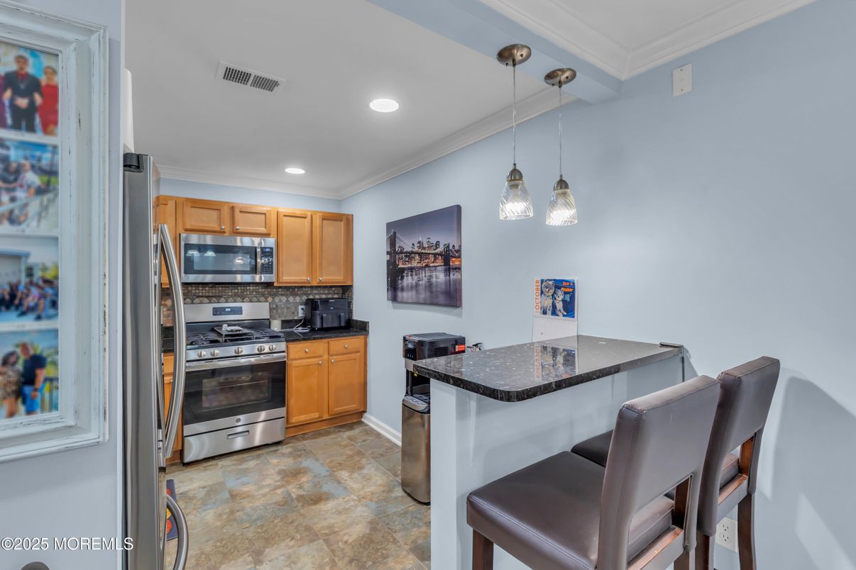 Interior, Kitchen, Pendant Lights, Recessed Lighting, Stainless Steel Appliances