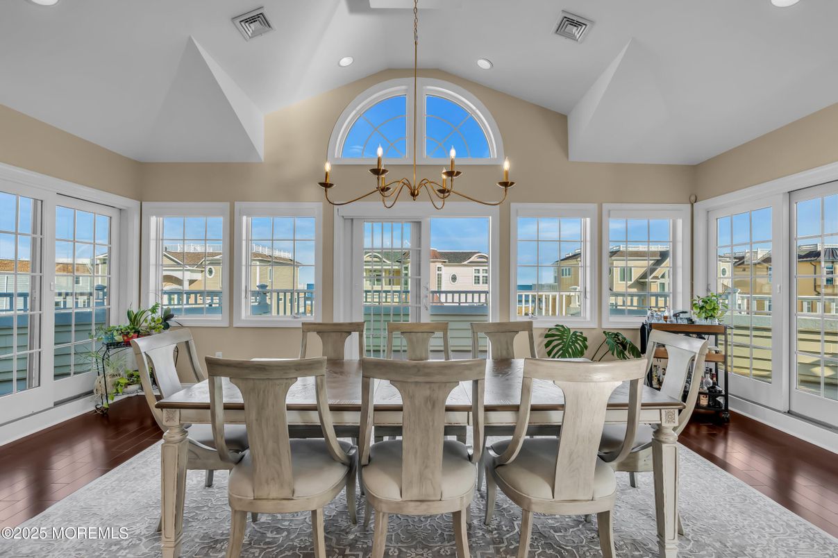 Chandelier, Dining room, Interior, Recessed Lighting, Wood Texture Flooring