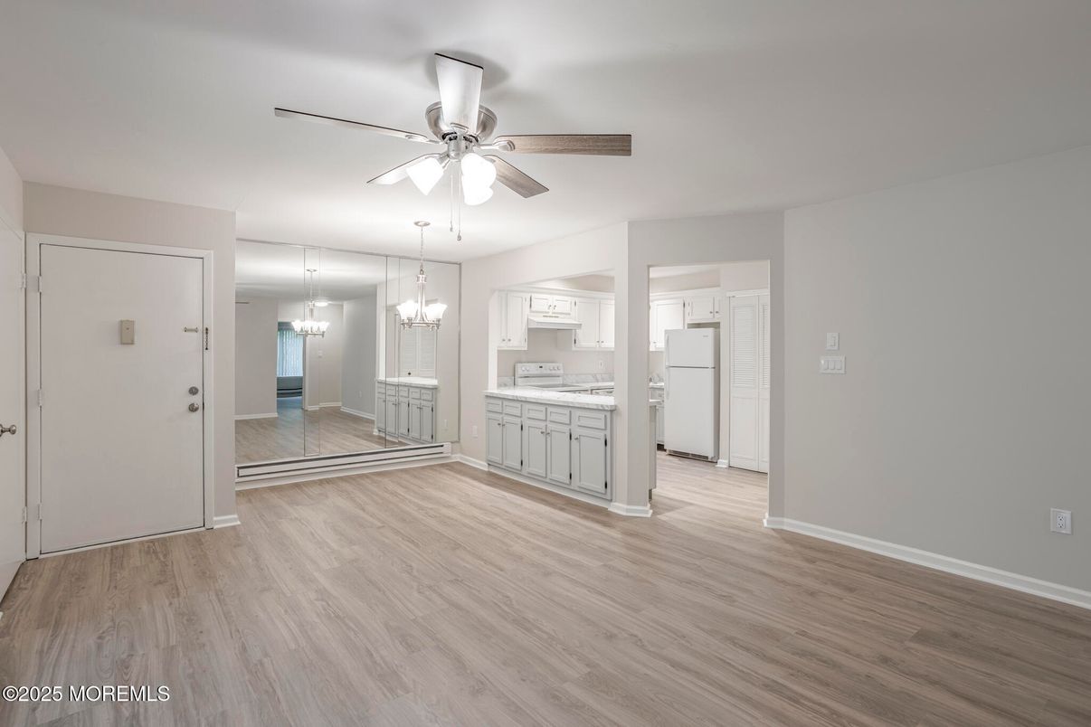 Chandelier, Empty room, Interior, Kitchen, Wood Texture Flooring