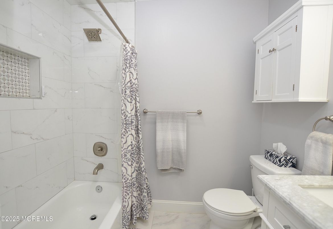 Bathroom, Interior, Marble, Marble Walls