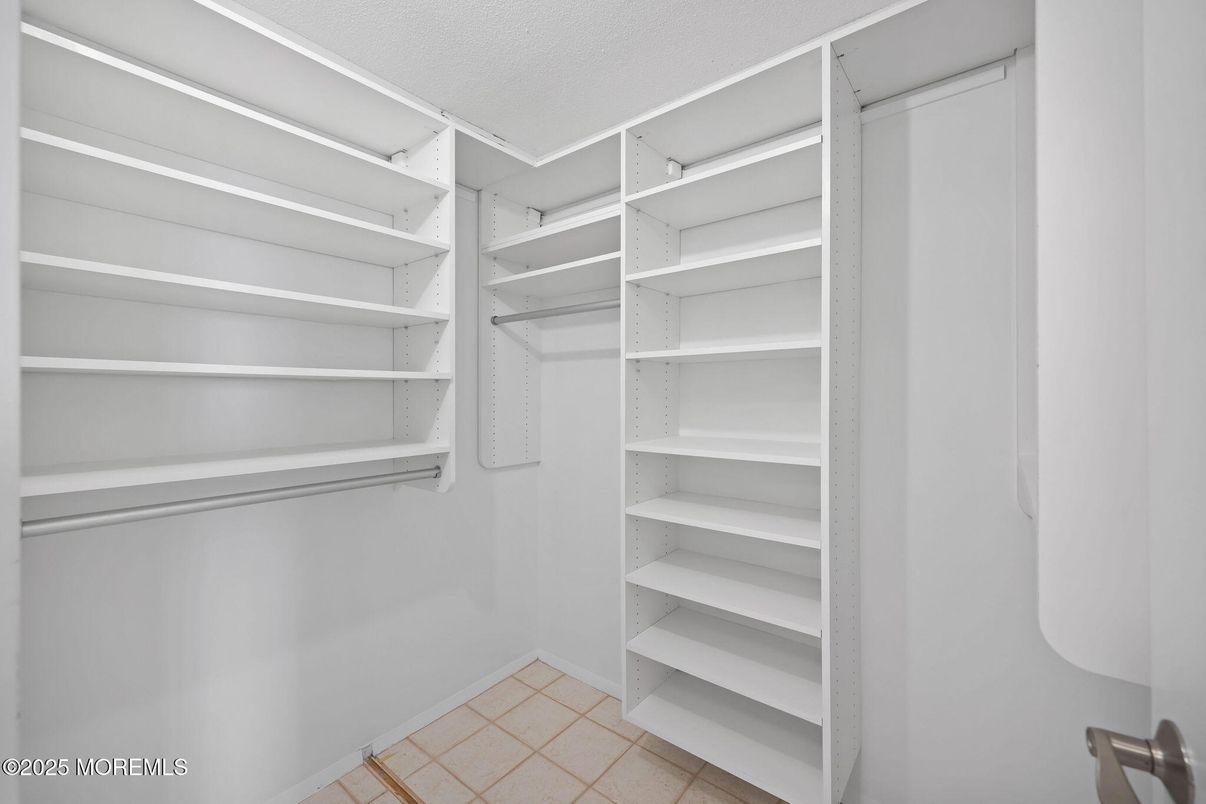 Interior, Walk-in Closets