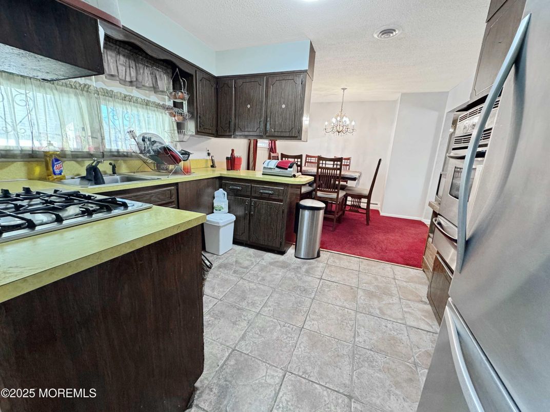Chandelier, Dining room, Interior, Kitchen, Recessed Lighting