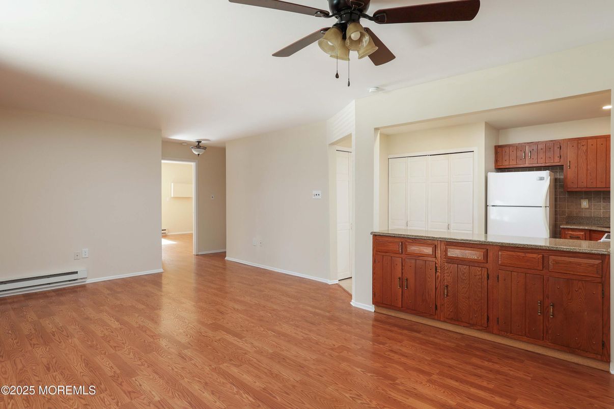 Empty room, Interior, Kitchen, Recessed Lighting, Wood Texture Flooring
