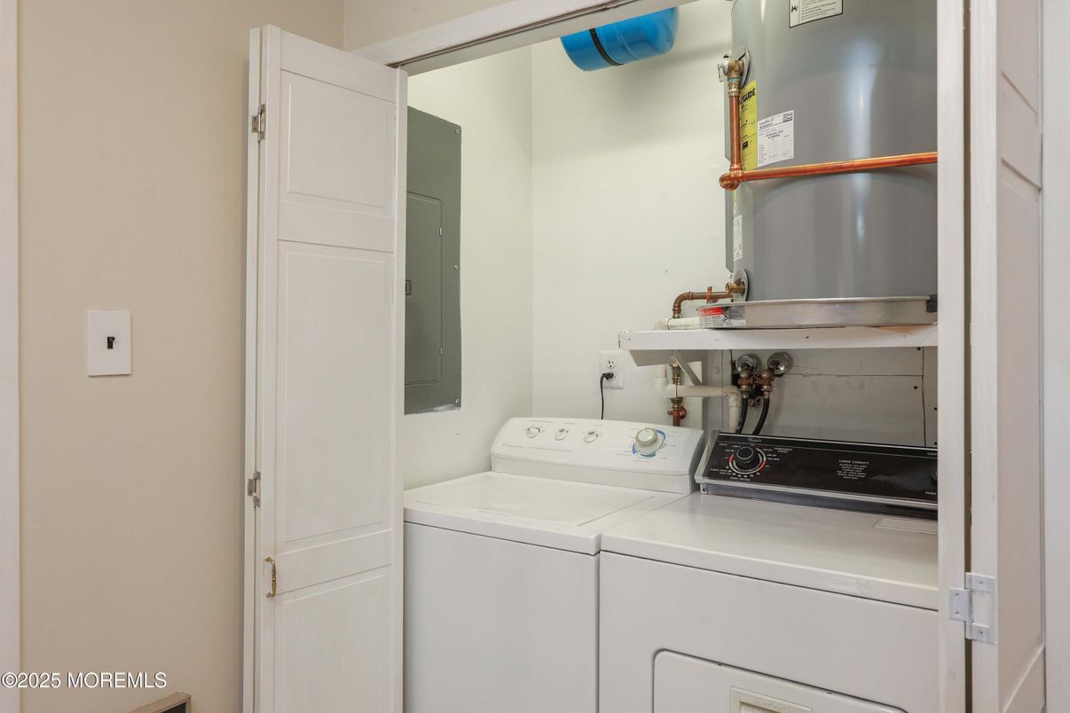 Interior, Utility Closets, Washer