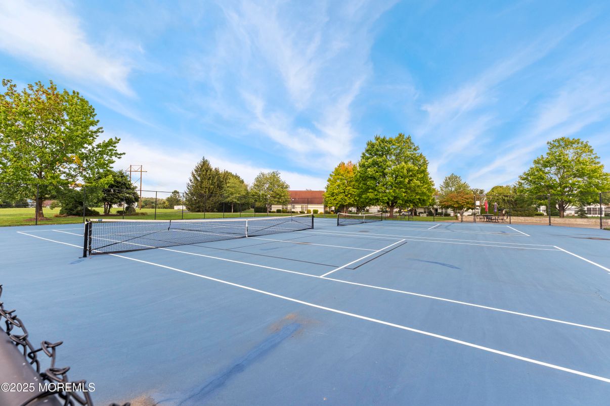 Exterior, Tennis Courts
