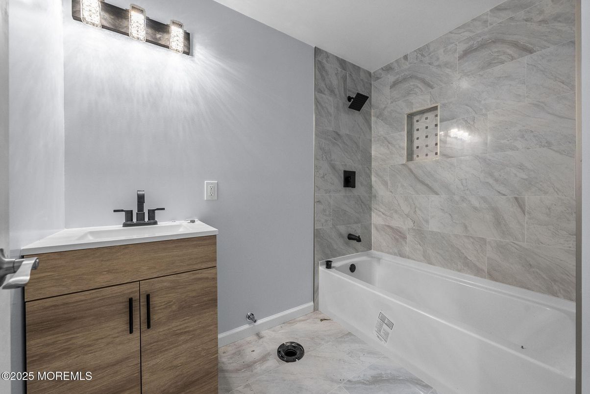 Bathroom, Interior, Marble Walls