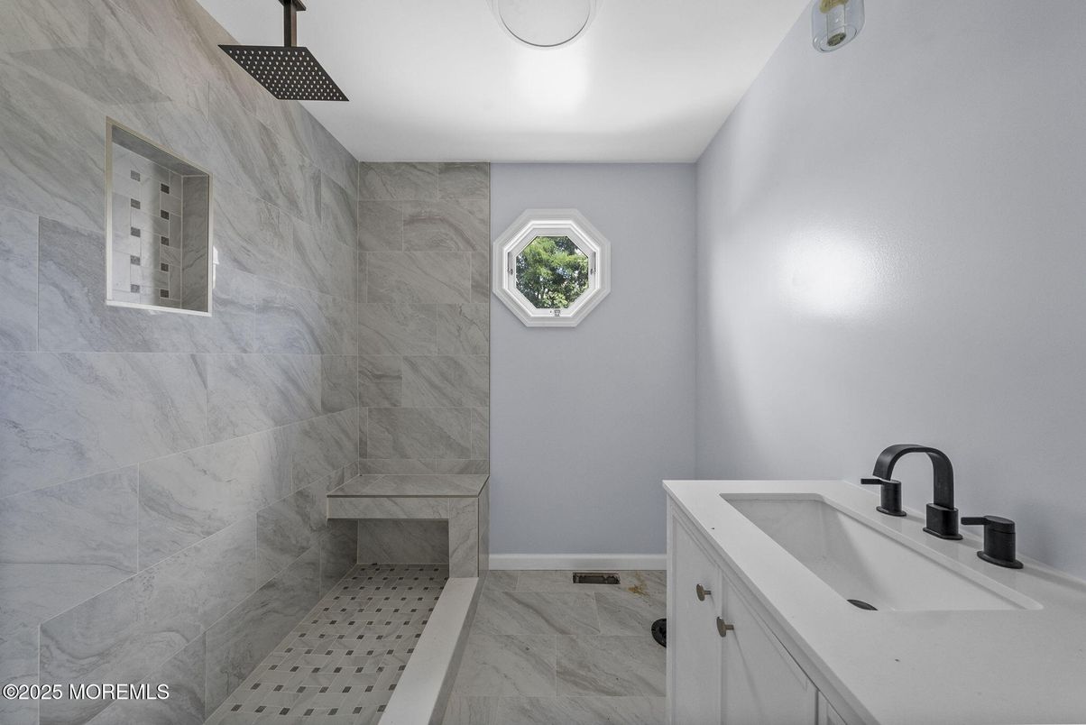 Bathroom, Interior, Marble, Marble Walls