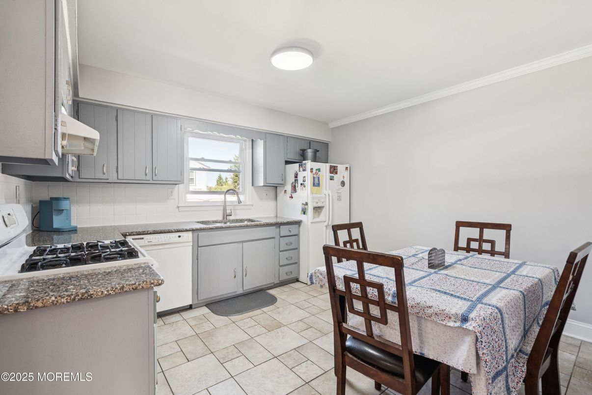 Dining room, Interior, Kitchen