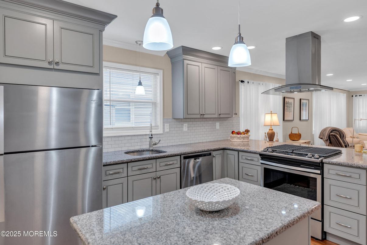 Interior, Kitchen, Pendant Lights, Recessed Lighting, Stainless Steel Appliances
