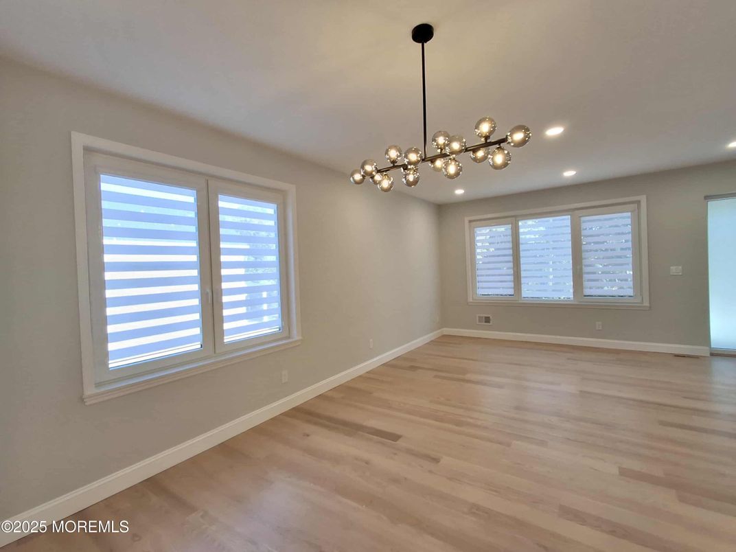 Empty room, Interior, Pendant Lights, Recessed Lighting, Wood Texture Flooring