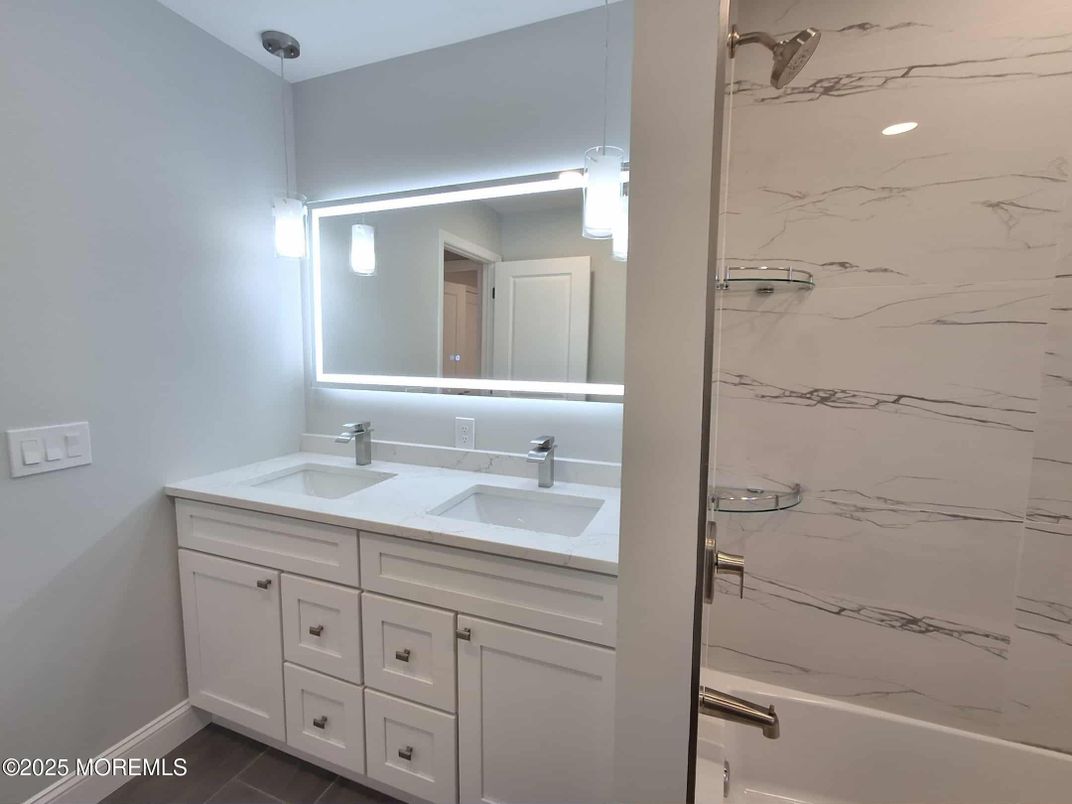 Bathroom, Dual Sink Vanities, Interior, Marble Walls