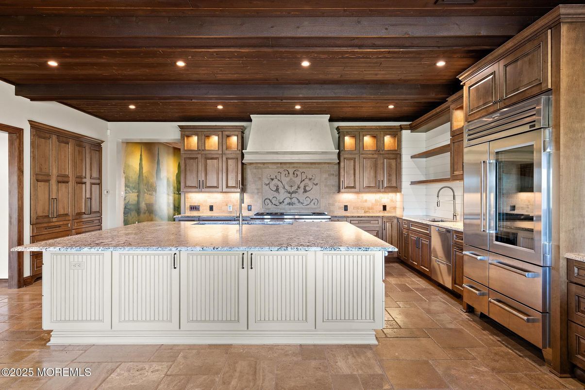 Interior, Kitchen, Recessed Lighting, Stainless Steel Appliances, Wooden Beams, Wooden Ceilings