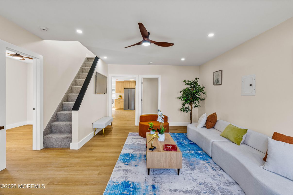 Interior, Living room, Recessed Lighting, Wood Texture Flooring