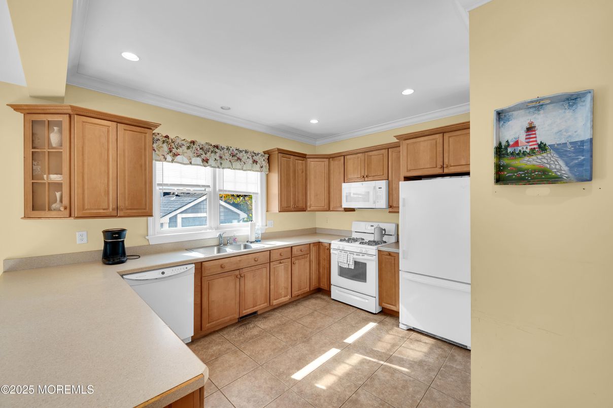 Interior, Kitchen, Recessed Lighting