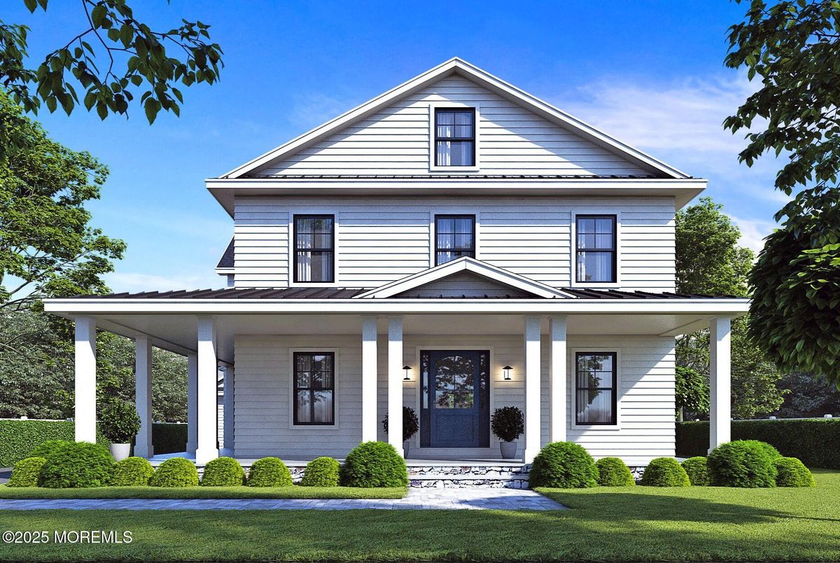 Exterior, Facade, Queen Anne Victorian