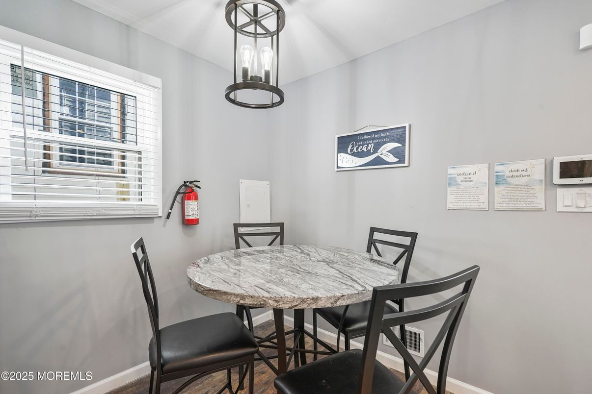 Dining room, Interior