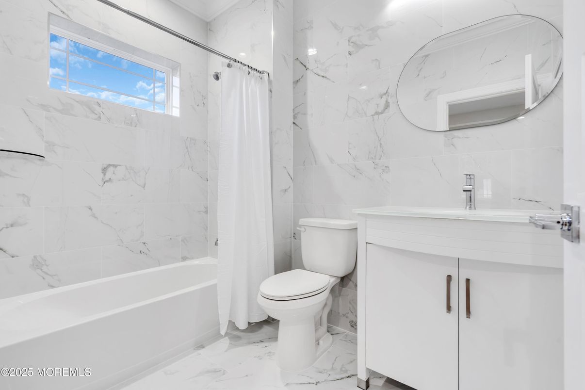 Bathroom, Interior, Marble, Marble Walls