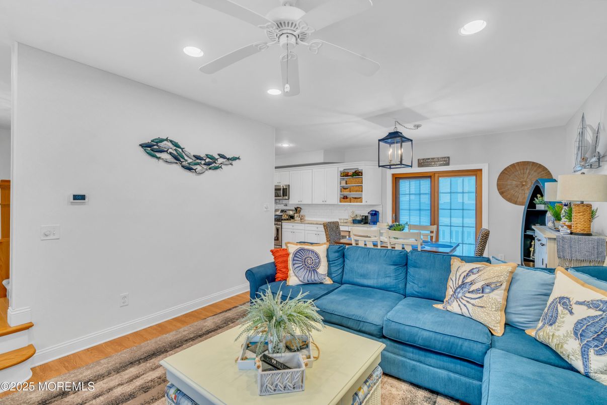 Dining room, Interior, Kitchen, Living room, Pendant Lights, Recessed Lighting, Wood Texture Flooring