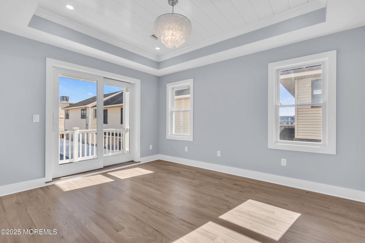 Chandelier, Empty room, Interior, Recessed Lighting, Wood Texture Flooring