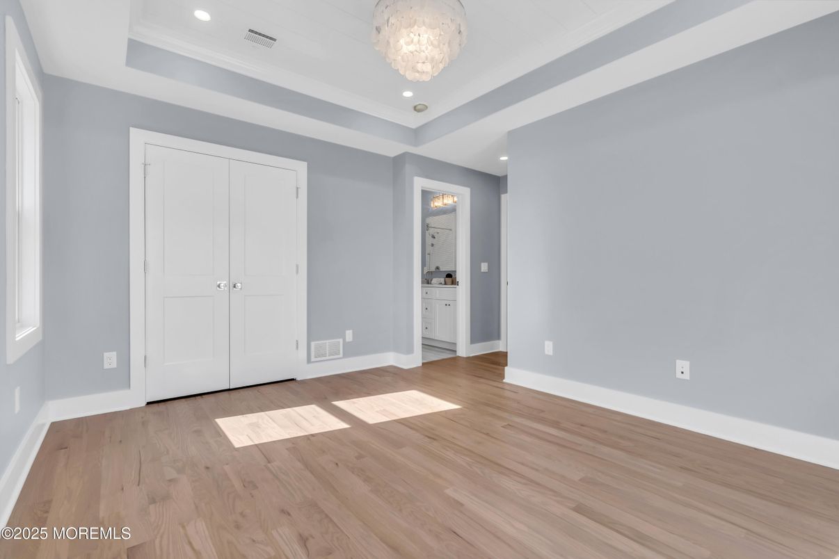 Chandelier, Empty room, Interior, Recessed Lighting, Wood Texture Flooring