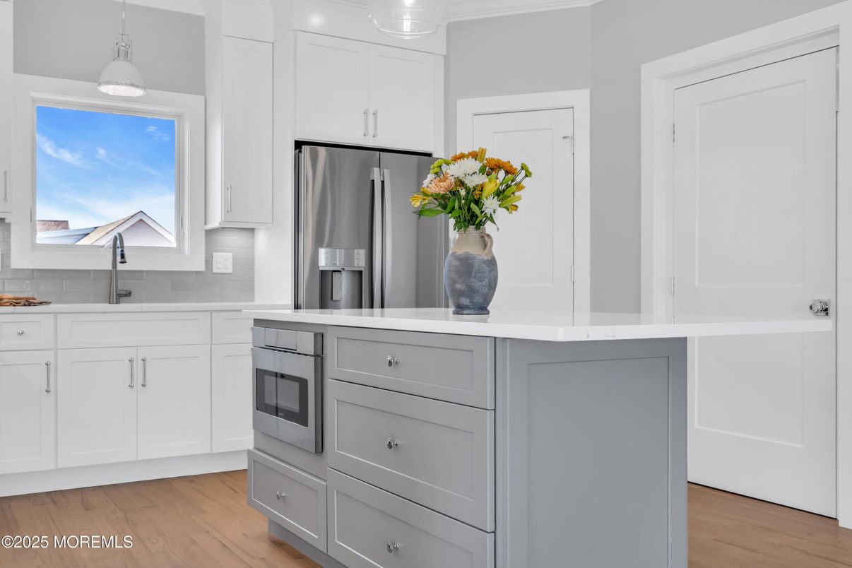 Interior, Kitchen, Pendant Lights, Stainless Steel Appliances, Wood Texture Flooring
