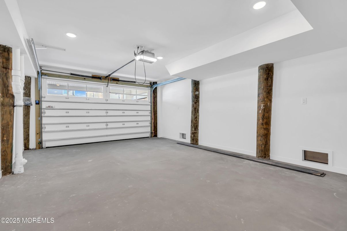 Garage, Interior, Recessed Lighting