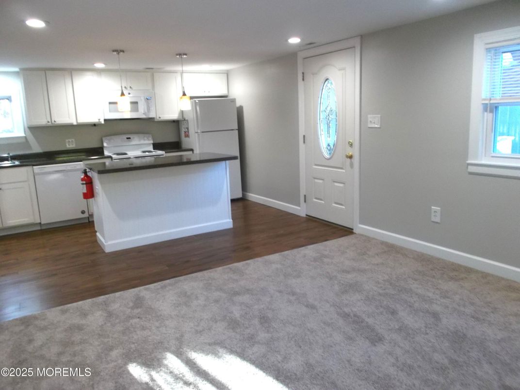 Interior, Kitchen, Pendant Lights, Recessed Lighting, Wood Texture Flooring