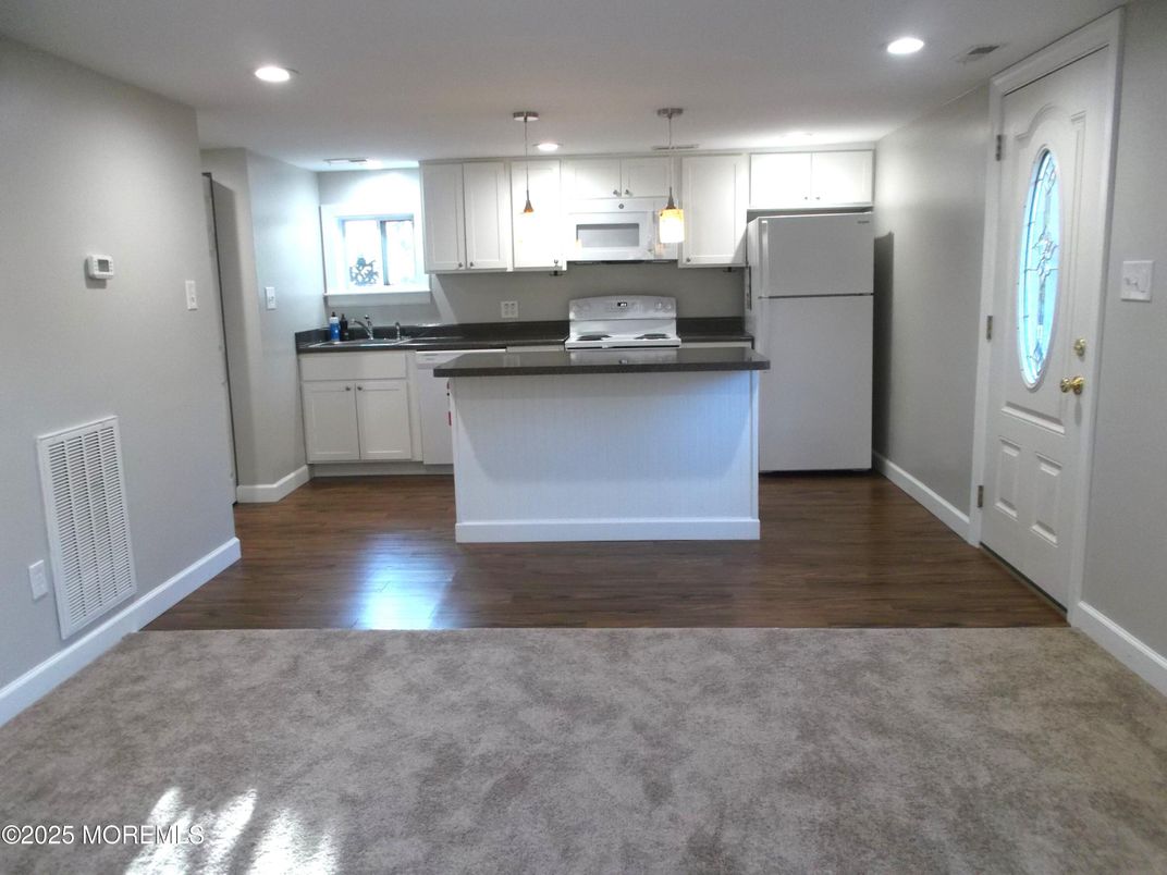 Interior, Kitchen, Pendant Lights, Recessed Lighting, Wood Texture Flooring